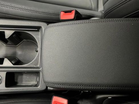 Used 2024 Audi Q3 2.0T Premium w/ Convenience Package image 20