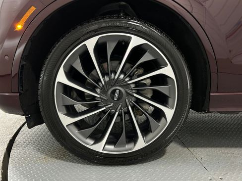 Used 2021 Lincoln Aviator Black Label w/ Dynamic Handling Package image 37