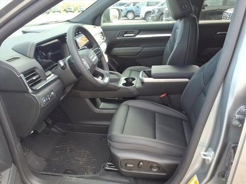 New 2026 GMC Terrain Elevation w/ Elevation Premium Package image 9