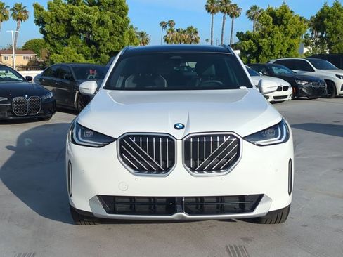 Certified 2025 BMW X3 xDrive30i w/ Convenience Package AWD/4WD image 2