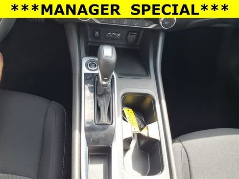 Used 2024 Nissan Sentra SV image 16