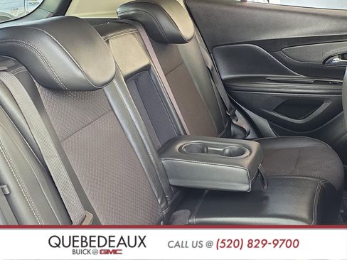 Used 2021 Buick Encore Preferred w/ Safety Package II FWD image 27
