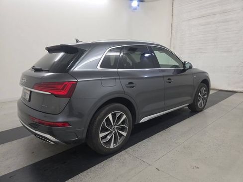 Used 2022 Audi Q5 2.0T Premium Plus w/ Premium Plus Package AWD/4WD image 3