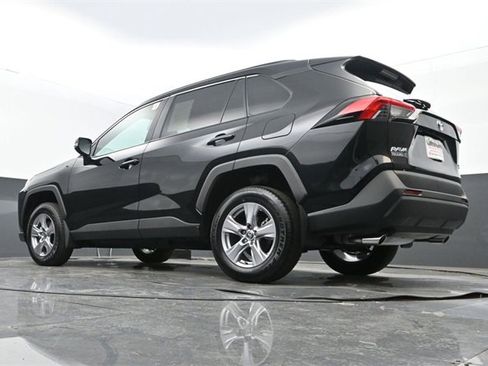 Used 2025 Toyota RAV4 XLE image 25