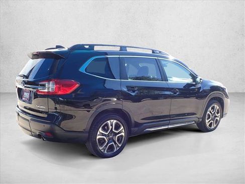 Used 2023 Subaru Ascent Limited AWD/4WD image 4