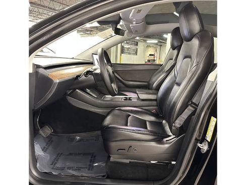 Used 2022 Tesla Model Y Long Range image 20