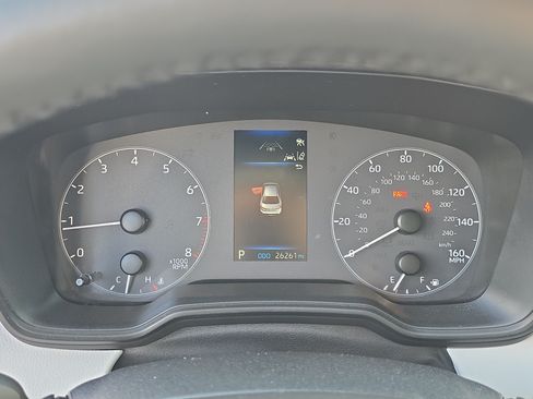 Used 2025 Toyota Corolla SE FWD image 31