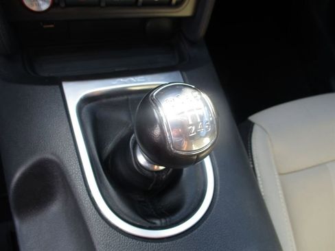 Used 2022 Ford Mustang Coupe image 9