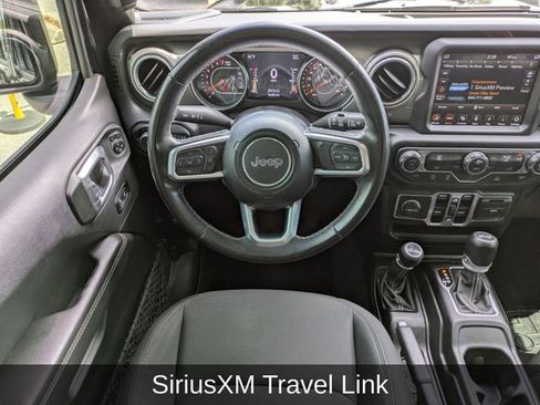 Used 2021 Jeep Wrangler Unlimited Sahara w/ Uconnect 4C Nav & Sound Group AWD/4WD image 17