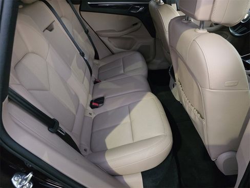 Used 2024 Porsche Macan S image 27