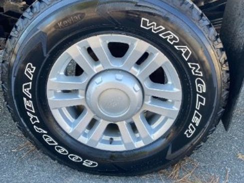 Used 2009 Ford F350 XL image 20