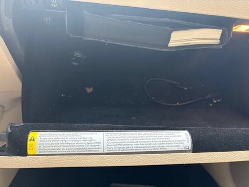 Used 2014 Volkswagen Jetta TDI FWD image 9