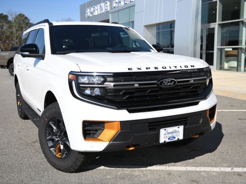 New 2026 Ford Expedition Tremor image 8