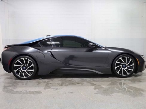 Used 2015 BMW i8 image 9
