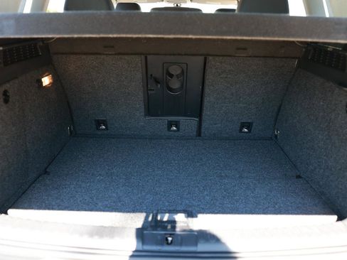 Used 2016 Volkswagen Tiguan S image 23