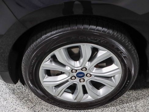 Used 2021 Ford Edge Titanium w/ Cargo Accessory Package FWD image 11