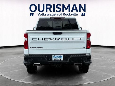 Used 2022 Chevrolet Silverado 1500 LT Trail Boss w/ Convenience Package II AWD/4WD image 5