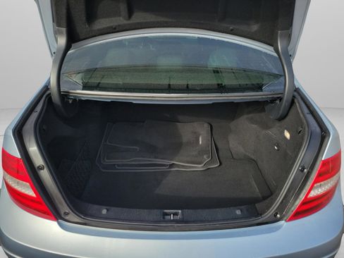 Used 2013 Mercedes-Benz C 250 Sedan image 27