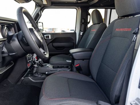 Used 2026 Jeep Wrangler Unlimited Rubicon AWD/4WD image 7