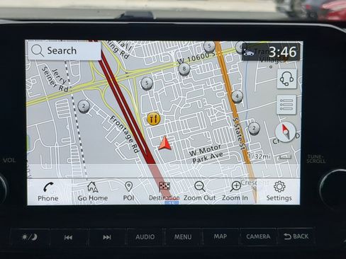 Used 2022 Nissan Pathfinder Platinum w/ Cargo Package image 24