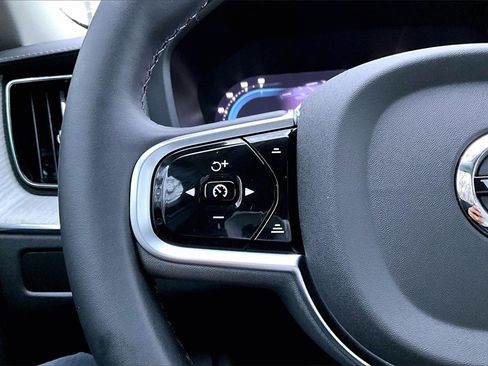 Used 2025 Volvo XC60 B5 Ultra w/ Protection Package Premier image 11