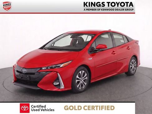 Certified 2022 Toyota Prius Prime Limited FWD image 3