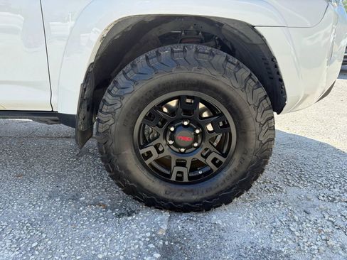 Used 2017 Toyota 4Runner TRD Pro AWD/4WD image 24