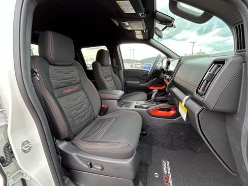 New 2026 Nissan Frontier PRO-4X w/ Pro-4x Convenience Package AWD/4WD image 33