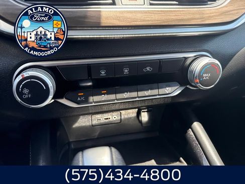 Used 2023 Nissan Altima 2.5 SV image 10