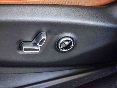 New 2026 Chrysler Pacifica Pinnacle w/ Trailer Tow Group image 22