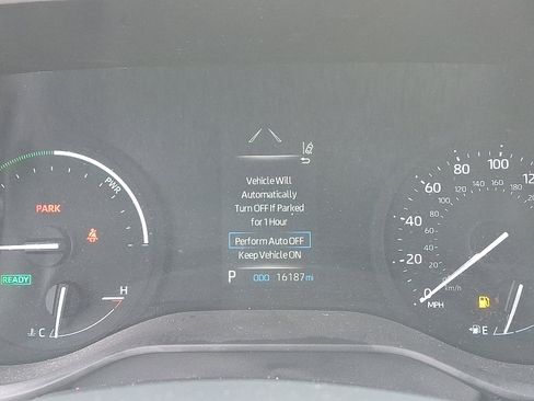 Certified 2024 Toyota Sienna XSE image 22