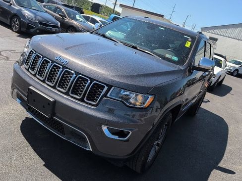 Used 2020 Jeep Grand Cherokee Limited AWD/4WD image 4