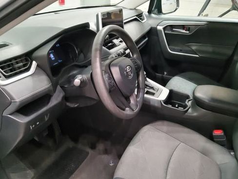 Used 2024 Toyota RAV4 XLE AWD/4WD image 12