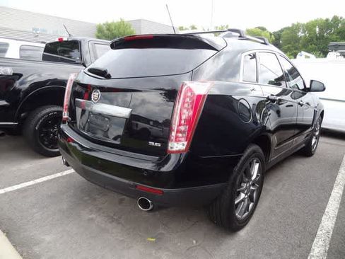 Used 2016 Cadillac SRX Premium w/ Midnight Edition Package FWD image 3