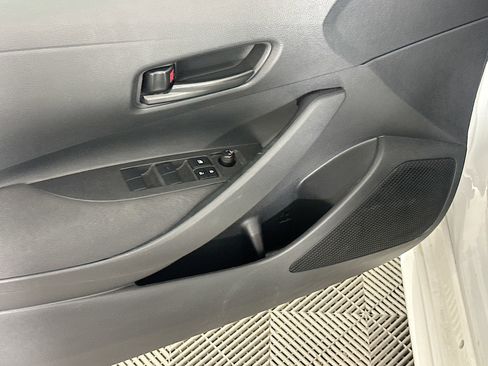 Used 2024 Toyota Corolla LE image 15