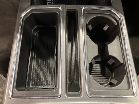 Used 2019 Ford F150 XLT w/ XTR Package image 16