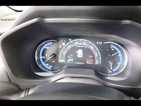 Used 2024 Toyota RAV4 XLE w/ Convenience Package AWD/4WD image 25