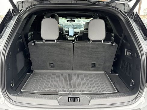 Used 2024 Ford Explorer ST w/ Equipment Group 401A AWD/4WD image 15