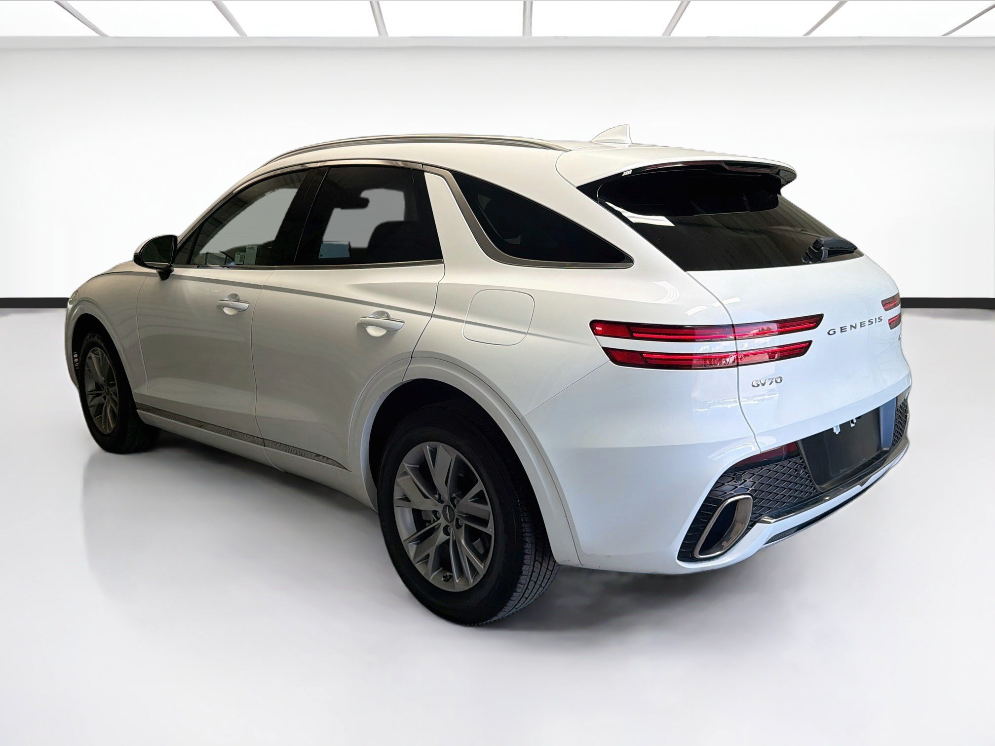Used 2023 Genesis GV70 2.5T AWD/4WD image 6