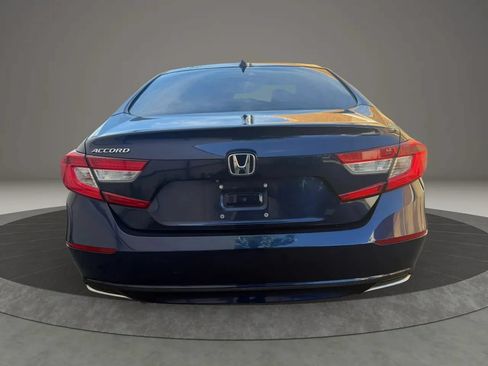 Used 2018 Honda Accord LX image 6