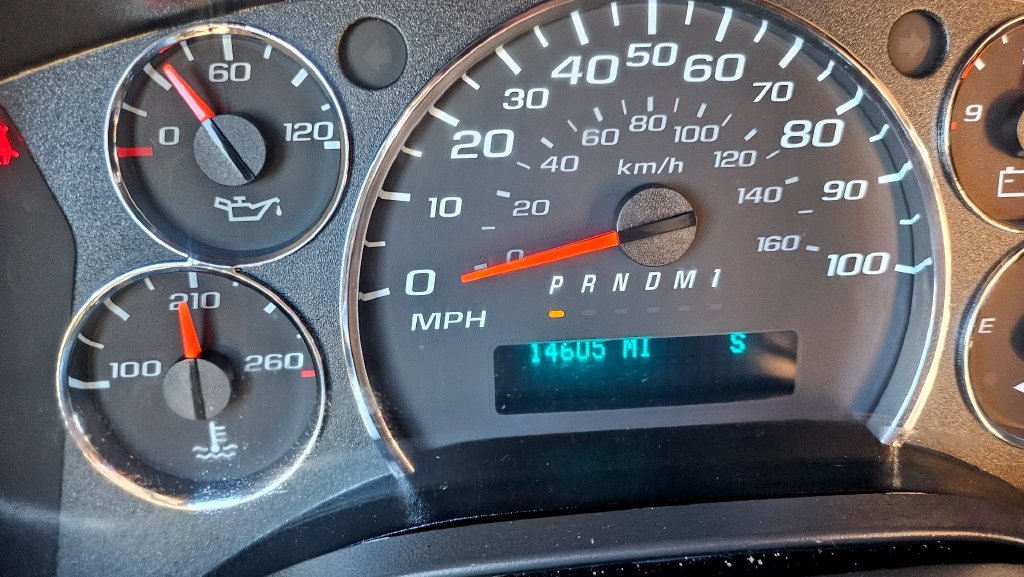 Used 2025 Chevrolet Express 3500 LT w/ LT Preferred Equipment Group RWD image 32