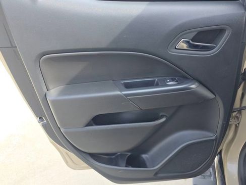 Used 2022 Chevrolet Colorado ZR2 AWD/4WD image 19
