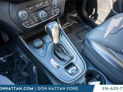 Used 2022 Jeep Cherokee Latitude Lux image 14