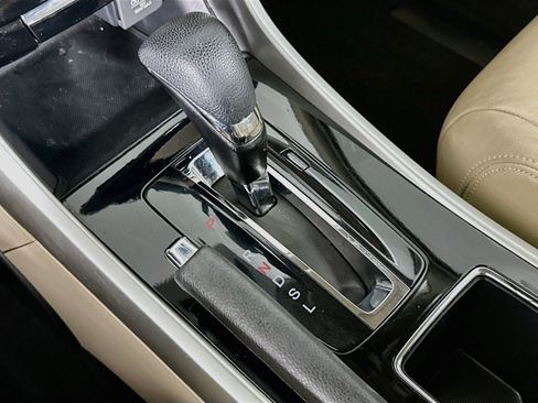 Used 2016 Honda Accord LX image 23