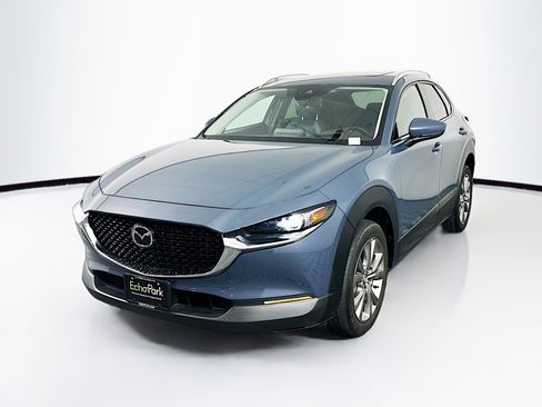Used 2021 MAZDA CX-30 FWD 2.5 S w/ Premium Package image 3
