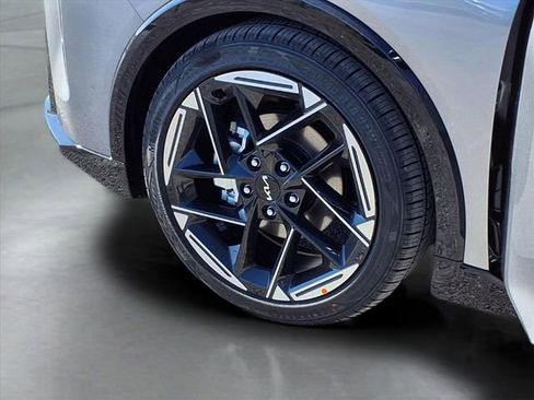 New 2026 Kia K4 GT-Line image 12