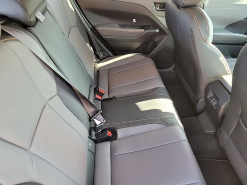 Used 2025 Subaru Crosstrek 2.5i Limited w/ Crosstrek Mirror Package image 12