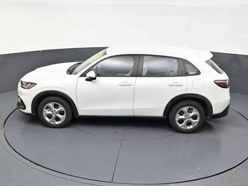 Used 2023 Honda HR-V LX image 13