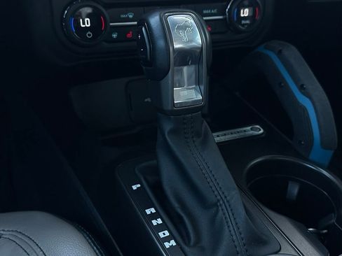 Used 2021 Ford Bronco Wildtrak image 16