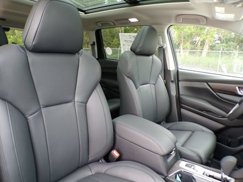 New 2026 Subaru Ascent Touring AWD/4WD image 13